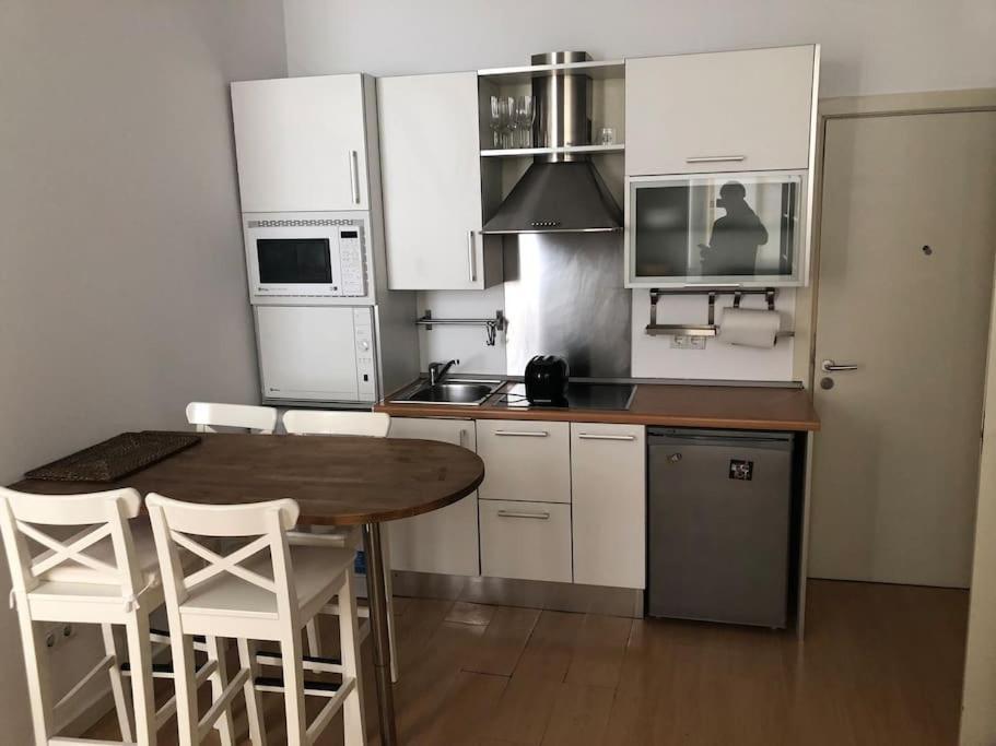 Cuesta Sto Domingo, Vive El De Austrias Apartamento *